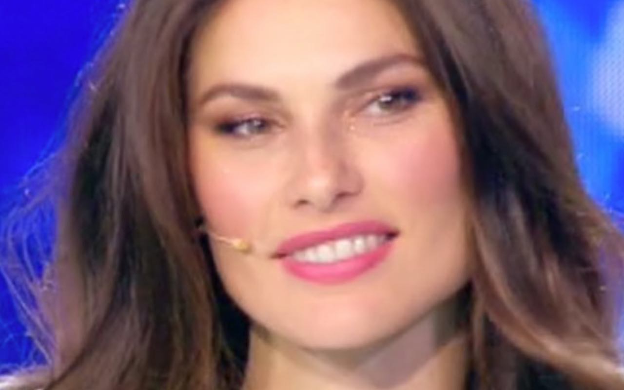 Dayane Mello