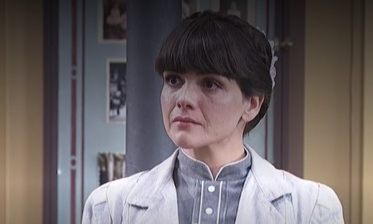Laura, Una Vita