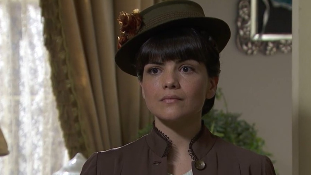 Laura, Una Vita