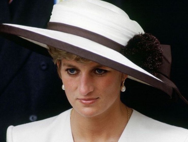 Lady Diana baby sitter intervista inganno