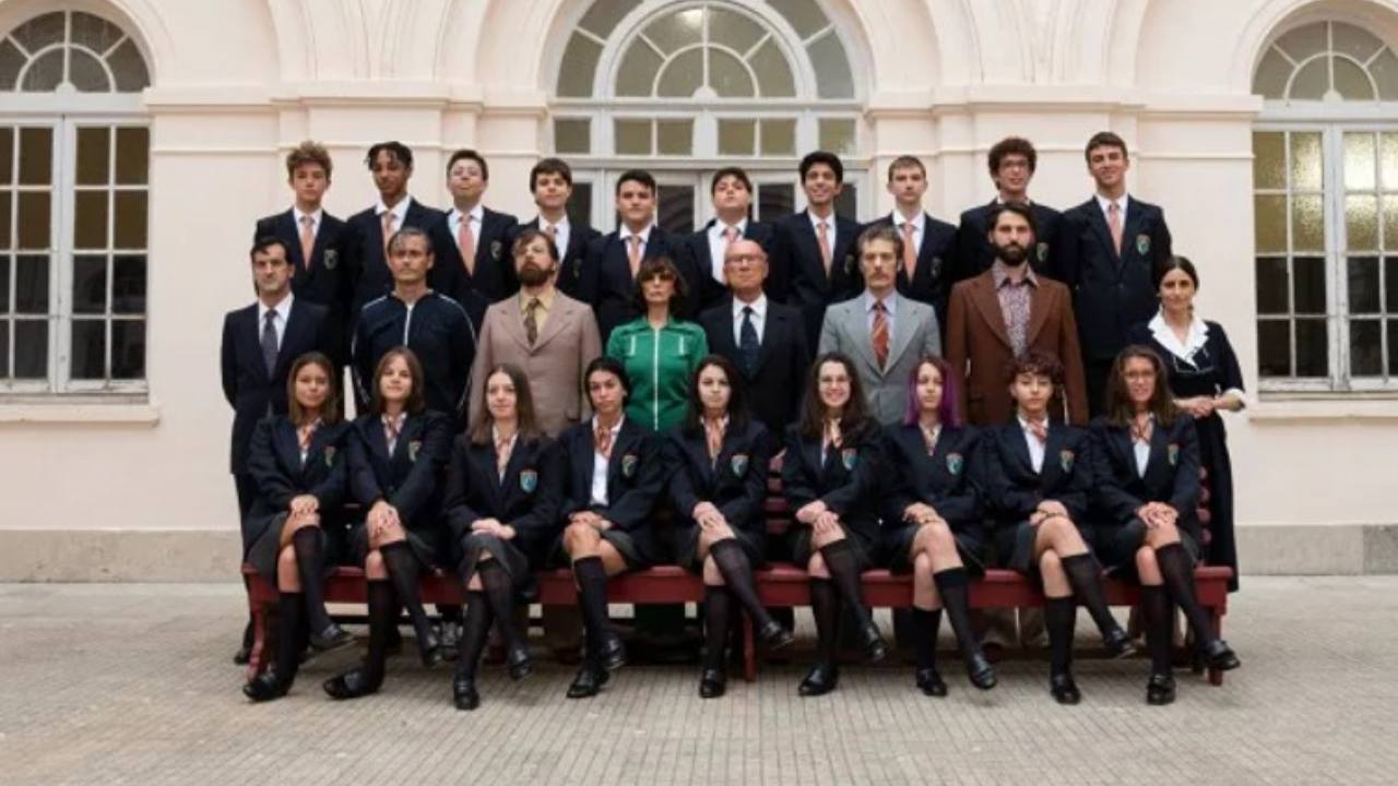 Il Collegio 6, la classe