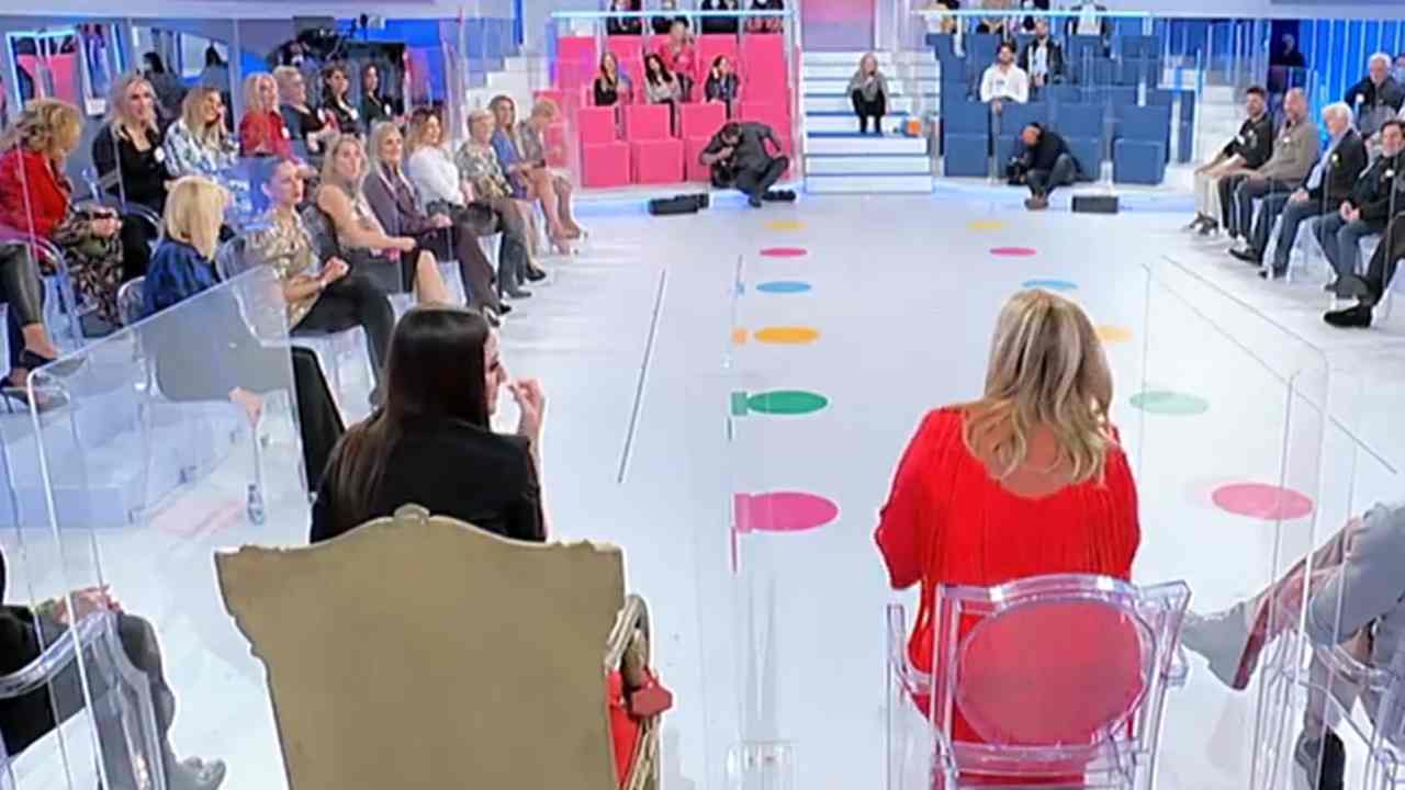 Uomini-e-Donne (Screenshot studio)