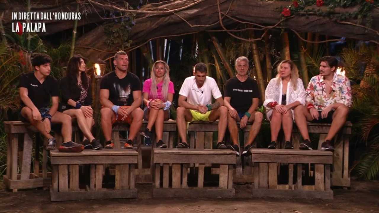Palapa 1 puntata Isola dei Famosi