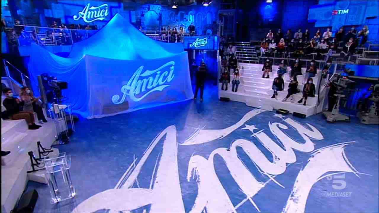 Studio Amici (Mediasetplay)
