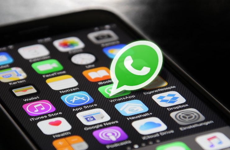 WhatsApp messaggi vocali novità (Pixabay)