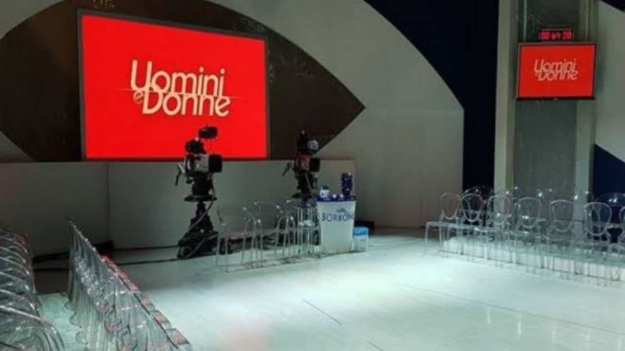 Uomini-e-Donne-studio-