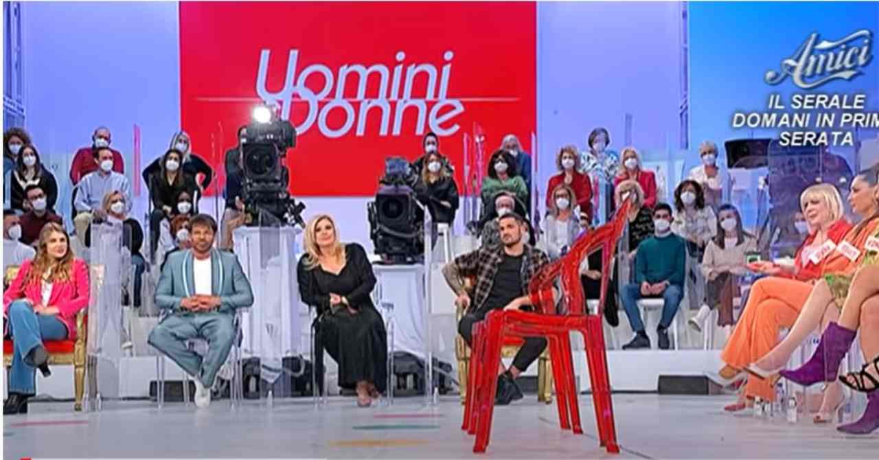 Uomini e Donne studio