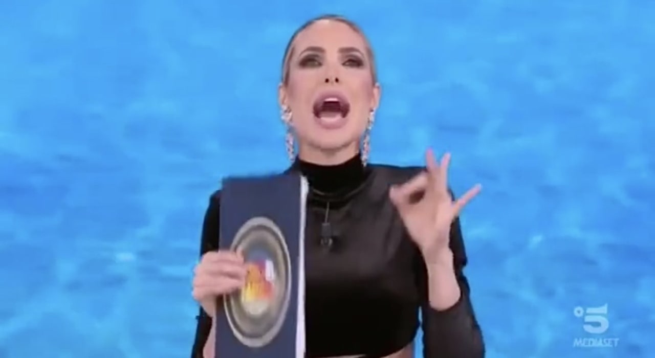 Ilary-Blasi-