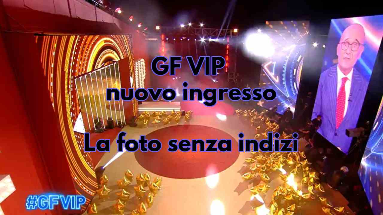 GF Vip porta rossa