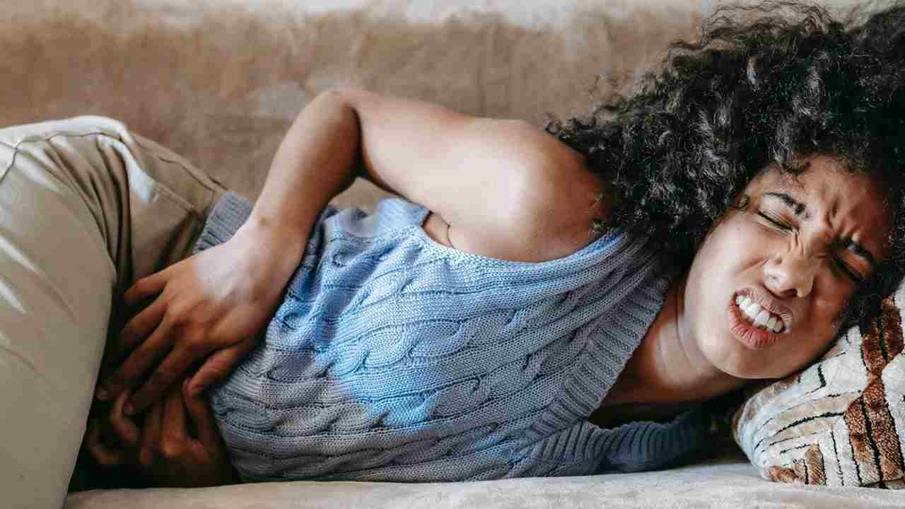 Mal di pancia: flatulenze senza odore