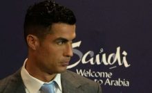 Cristiano Ronaldo gesto tifosi Messi