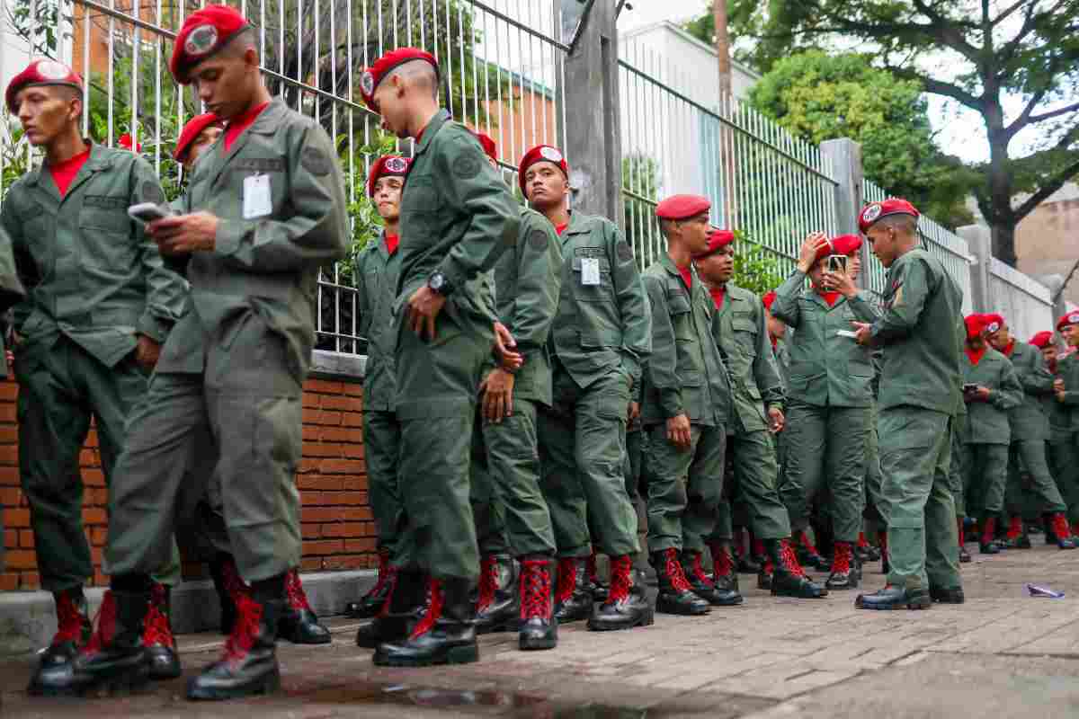 Polizia a Caracas
