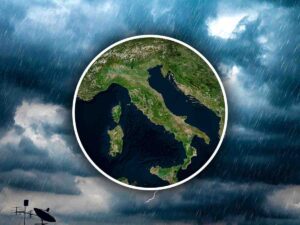 Vista dell'Italia e pioggia