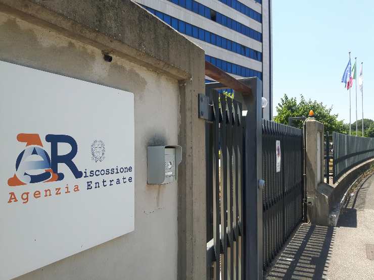 Esterno della sede centrale dell'Agenzia delle entrate-Riscossione, Roma