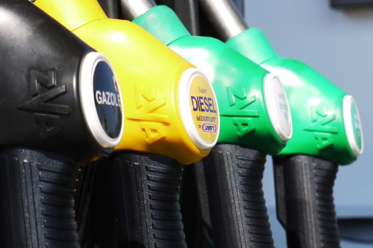 pompe di benzina e diesel