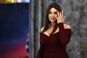 Monica Bellucci posa per foto