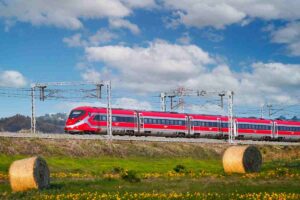 un treno Frecciarossa in marcia